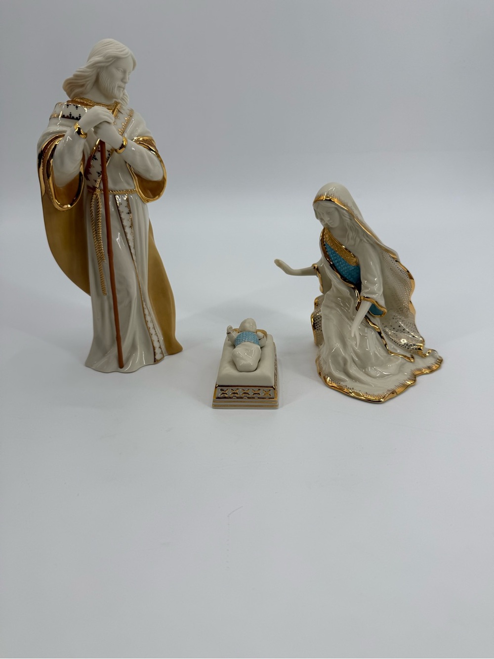 Lenox First Blessing™ Nativity The Holy Family
3 Piece Set
